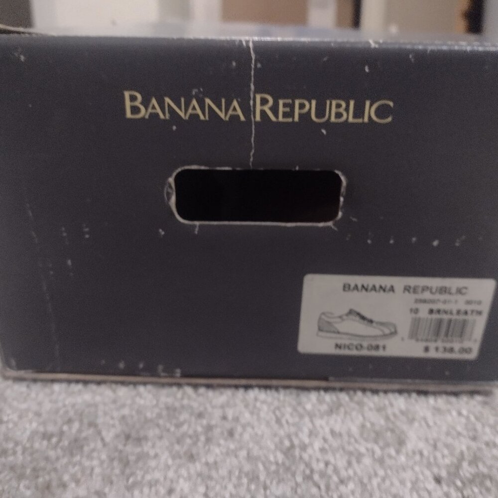 Banana Republic - Shoes - Nico